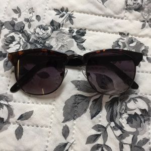 Vans Tortoise Semi-rimmed Sunglasses w/Case